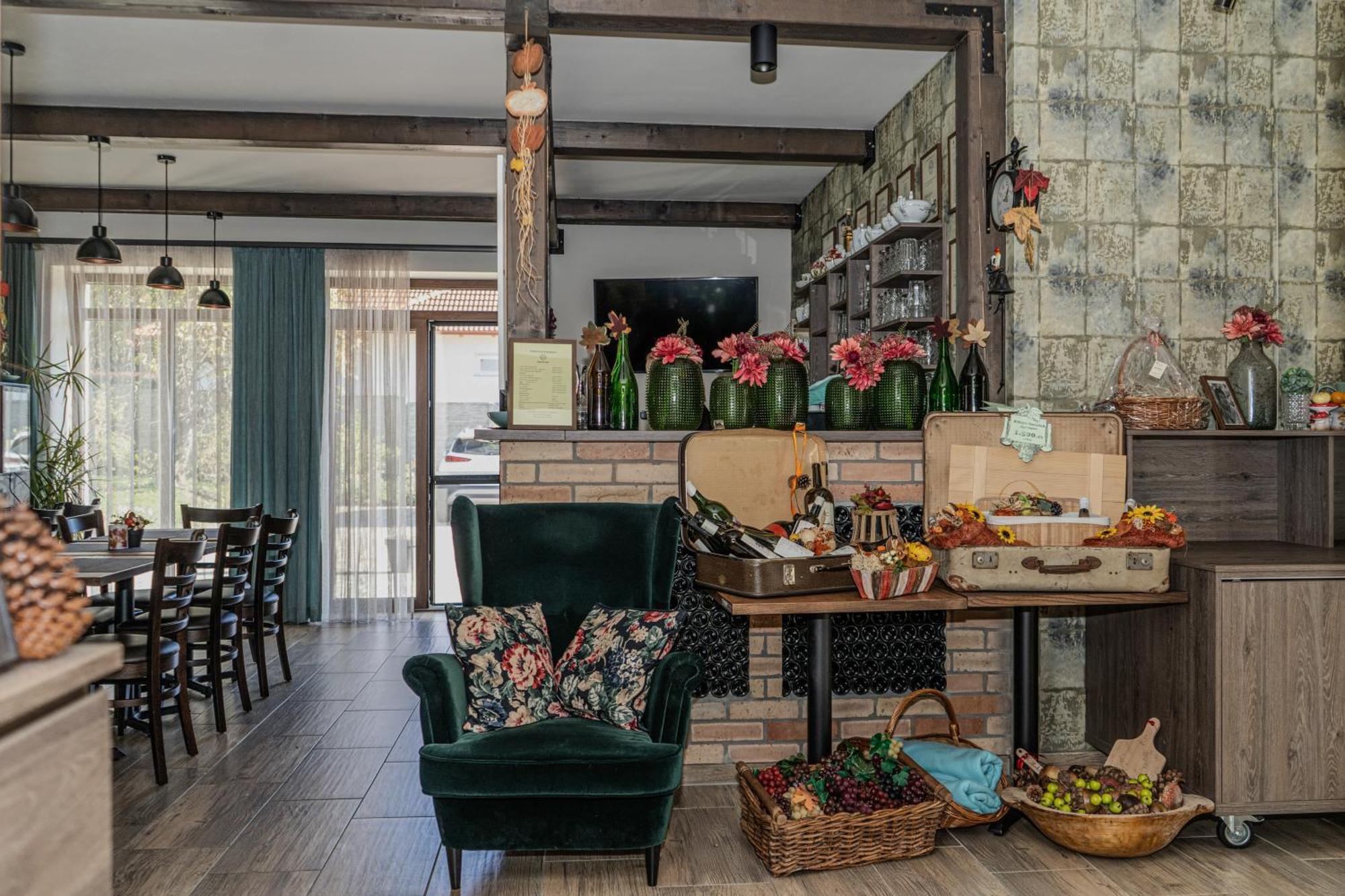 Dreko Panzio & Borbisztro Bed and Breakfast Győrújbarát Eksteriør billede